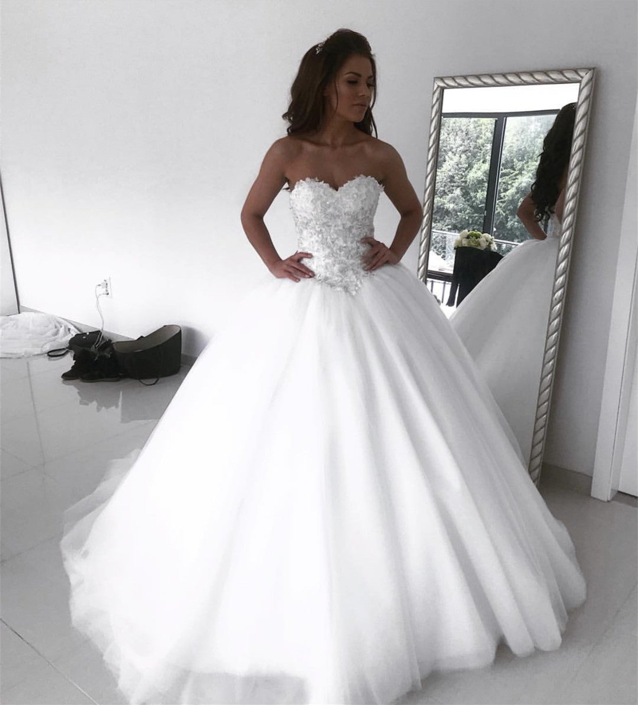 Courtly Style Puff Sleeve Pleating Sequins Tulle Ball Gown Wedding Dre –  QueenaBridal